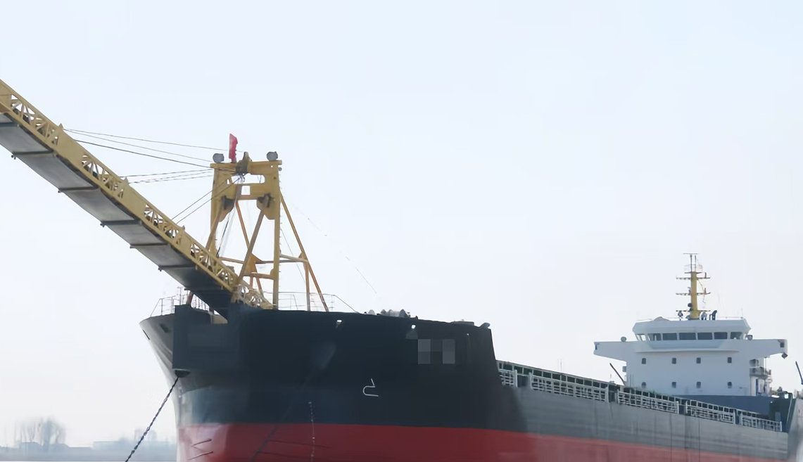 Jiangsu Qinfeng Shipbuilding Co., Ltd. selvlossende sandskibe, dæksskibe osv.: